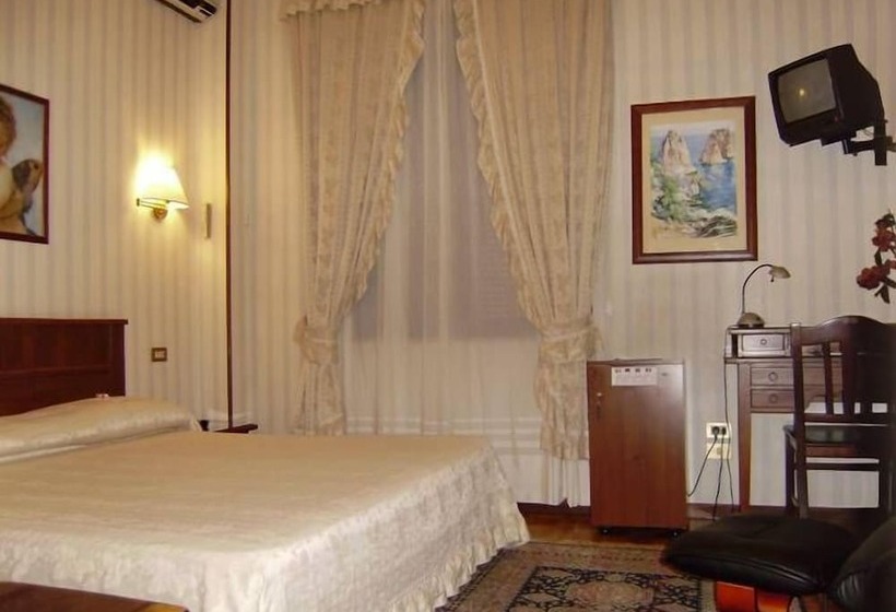 标准间, Italia City Center