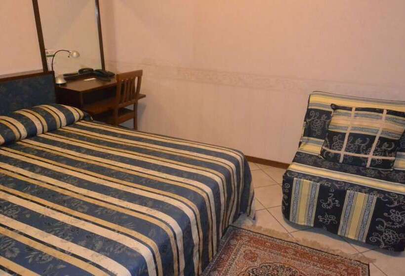 标准间, Italia City Center