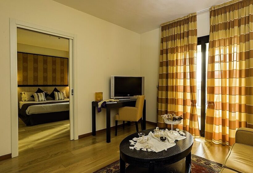 スイート, Mahara Hotel & Wellness