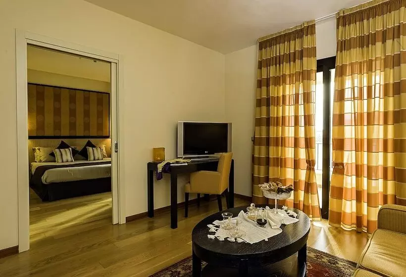 سوییت, Mahara Hotel & Wellness