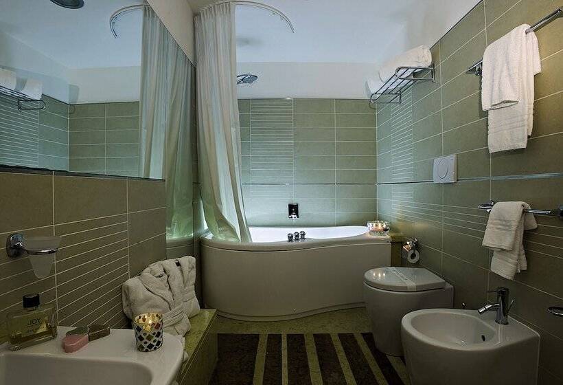 スイート, Mahara Hotel & Wellness