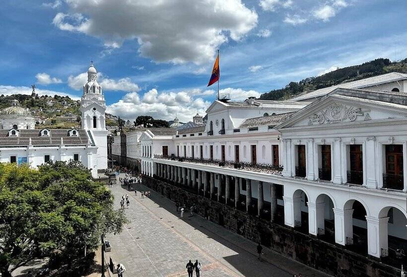 高级套房, Plaza Grande