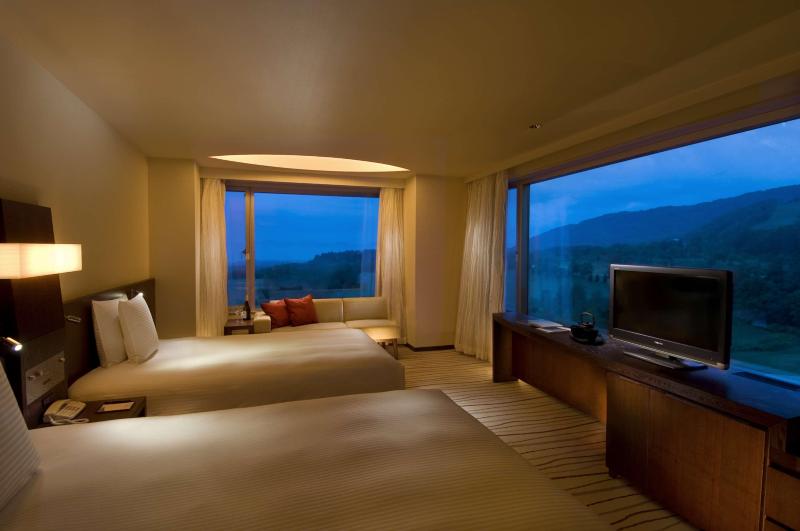 带城市景观的套间, Plaza Grande