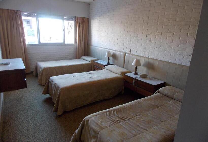 스탠다드 트리플 룸, Punta Del Este Shelton