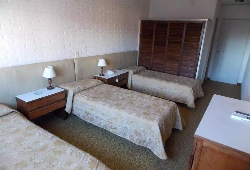 スタンダードトリプルルーム, Punta Del Este Shelton