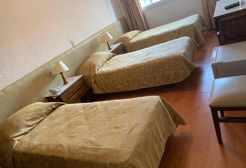 스탠다드 트리플 룸, Punta Del Este Shelton