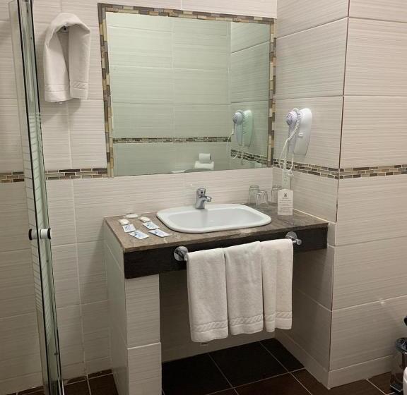 4인용 스탠다드 룸, Punta Del Este Shelton