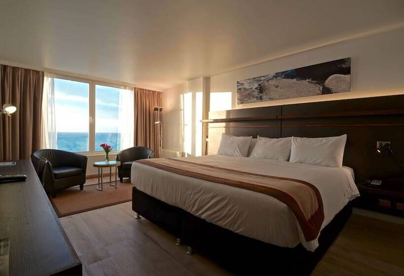 스탠다드 스튜디오 더블 침대, Radisson Blu Acqua Hotel & Spa Concon