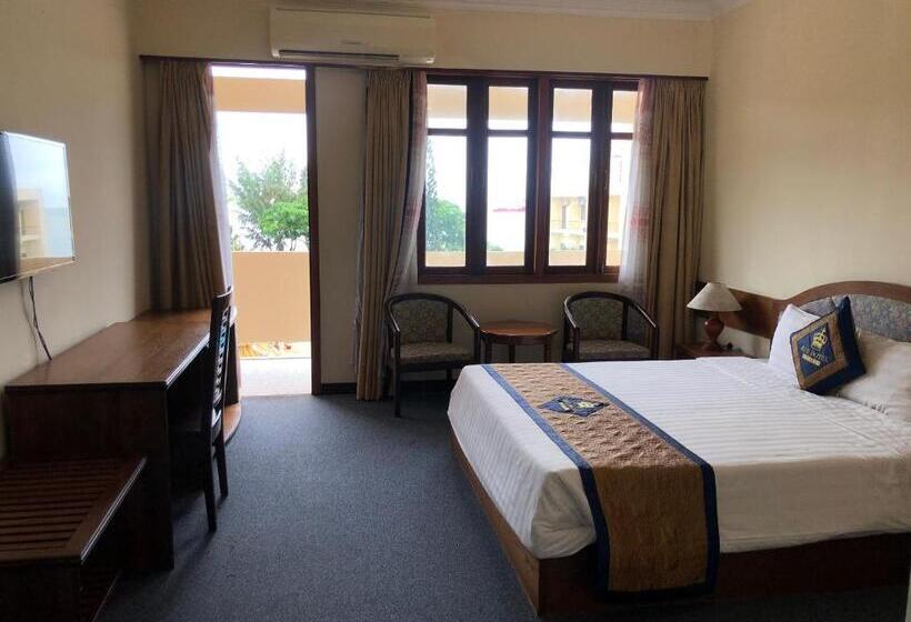 سوییت جونیور, Rex Hotel Vung Tau