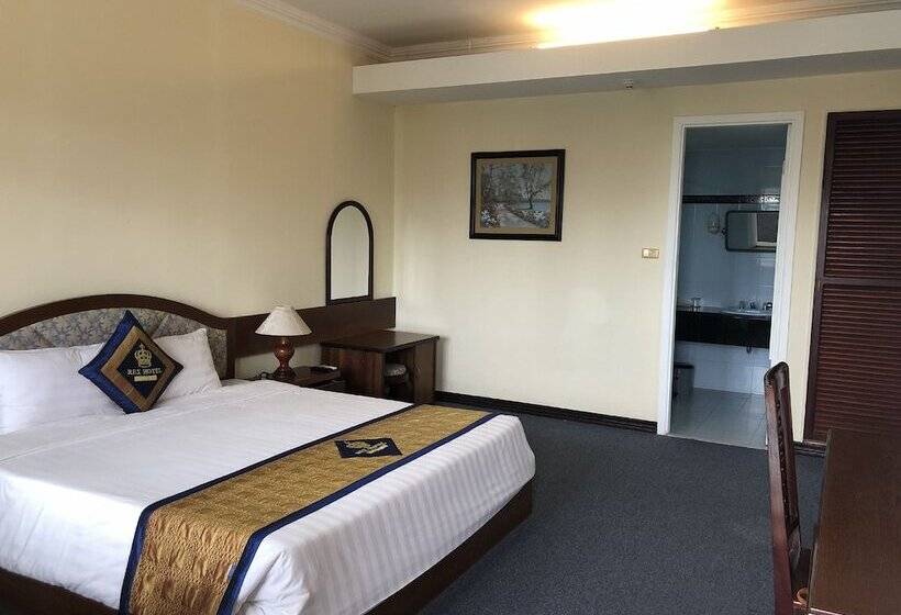 سوییت جونیور, Rex Hotel Vung Tau