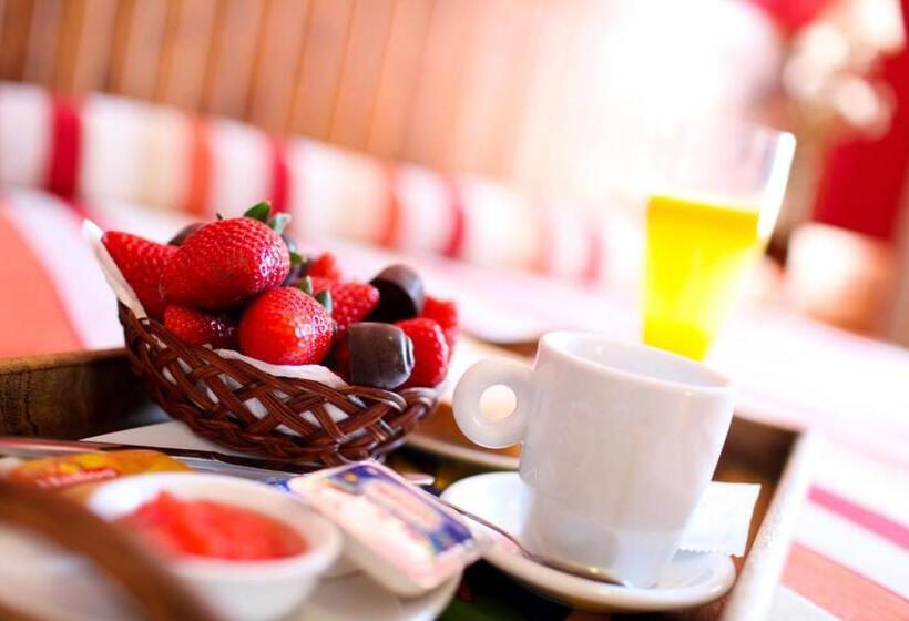 スーペリアールーム, Rocio