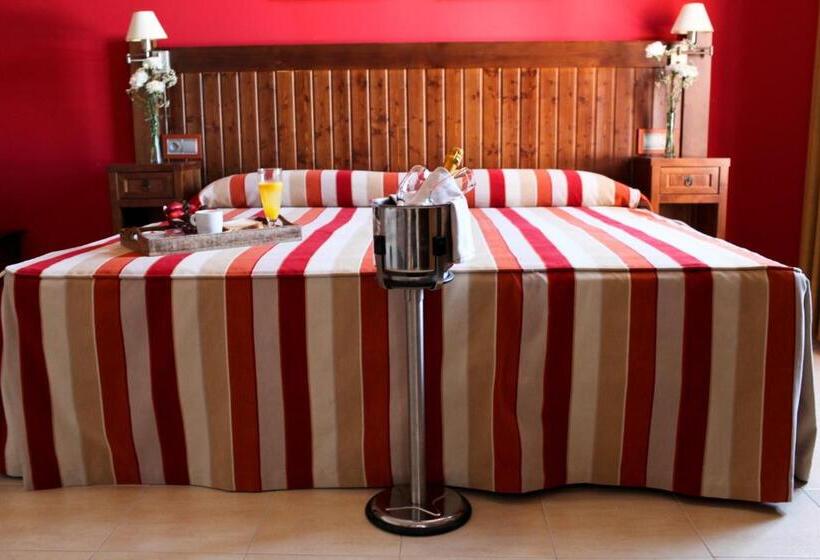 スーペリアールーム, Rocio