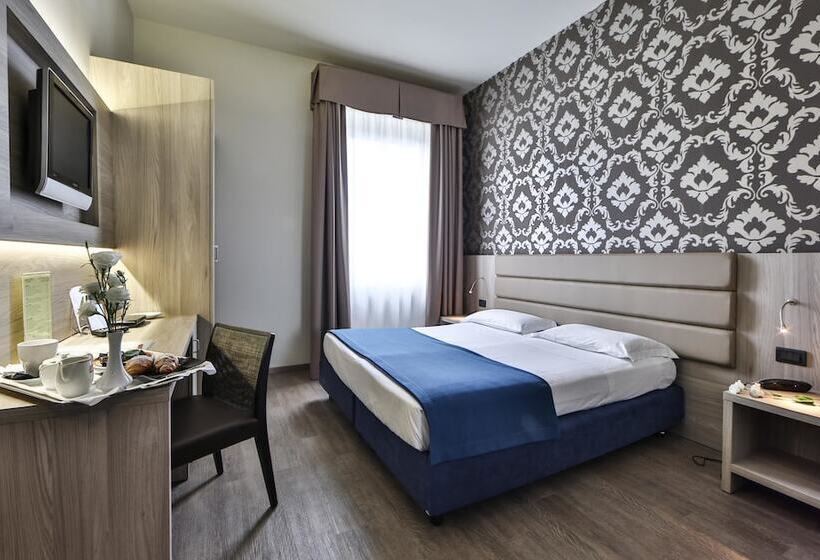 חדר סופריור, San Marco & Formula Club