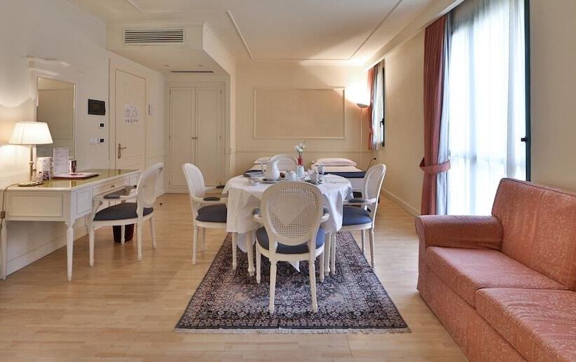 סוויטת ג'וניור, San Marco & Formula Club