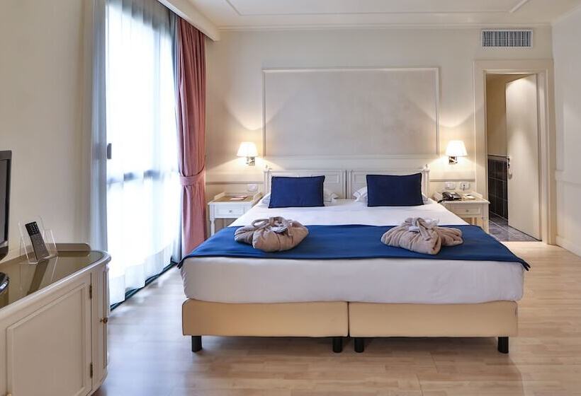 סוויטת ג'וניור, San Marco & Formula Club