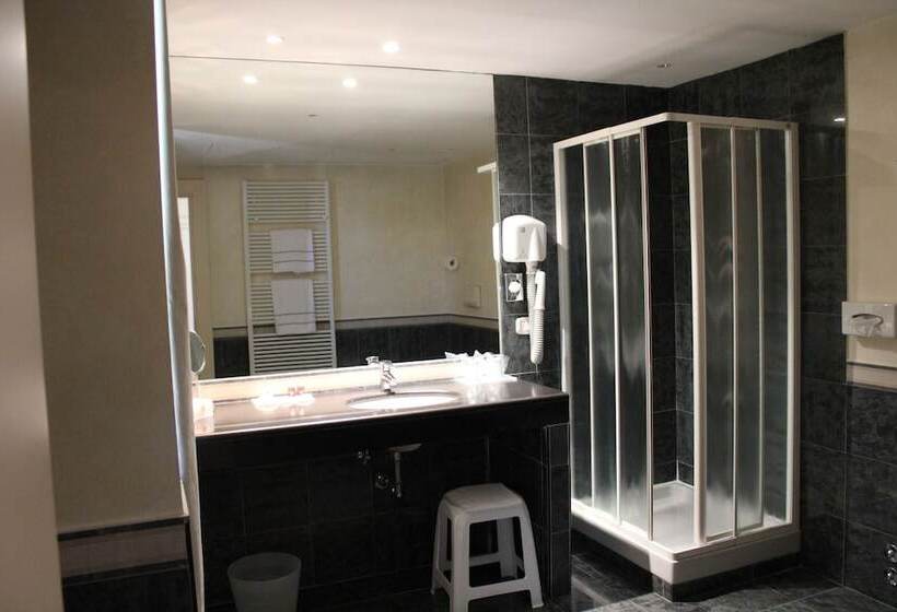 חדר קלאסי, San Marco & Formula Club