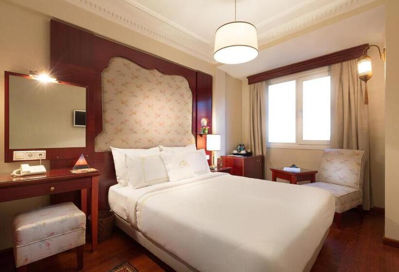 اتاق استاندارد یک نفره, Sirkeci Mansion