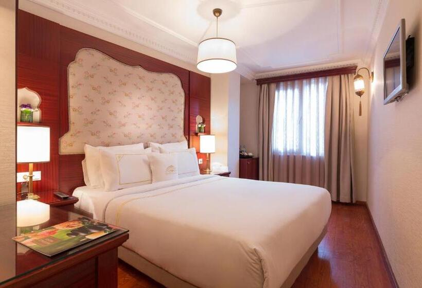 اتاق استاندارد یک نفره, Sirkeci Mansion