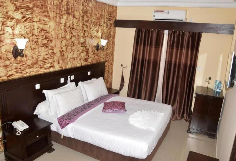 اتاق لوکس, Vallee Des Princes