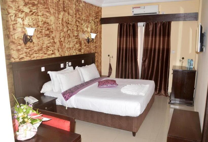 اتاق لوکس, Vallee Des Princes