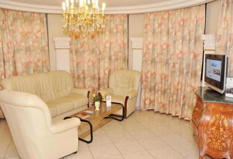 سوییت, Vallee Des Princes