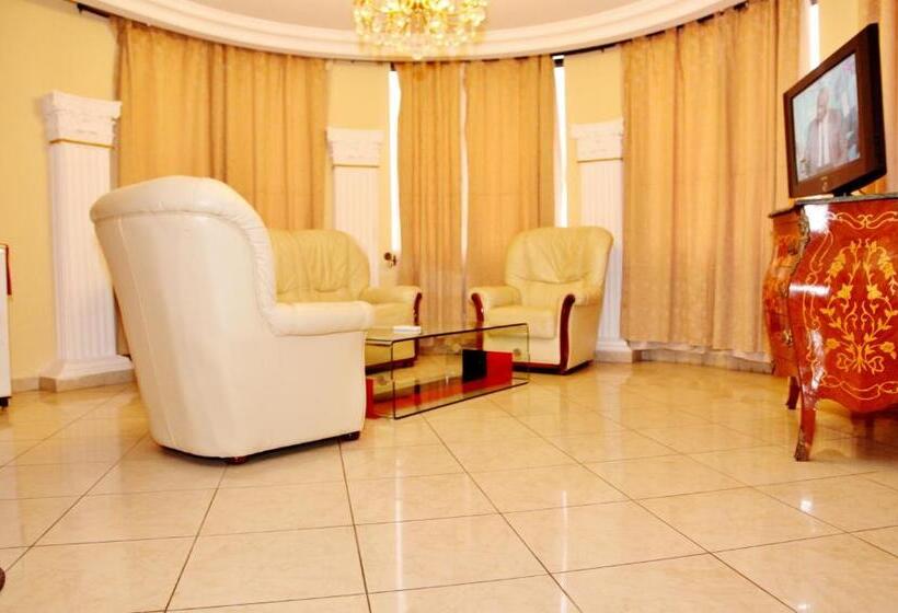 سوییت, Vallee Des Princes