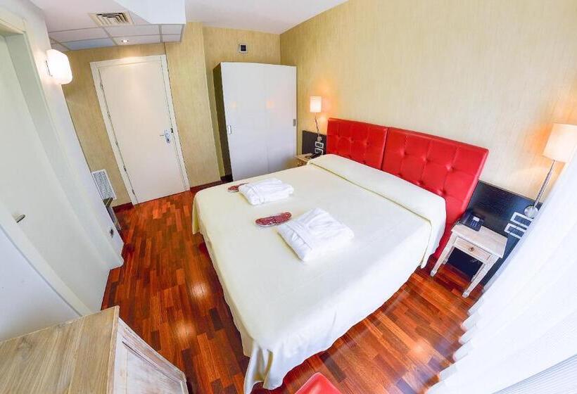 اتاق اکونومی, Victoria