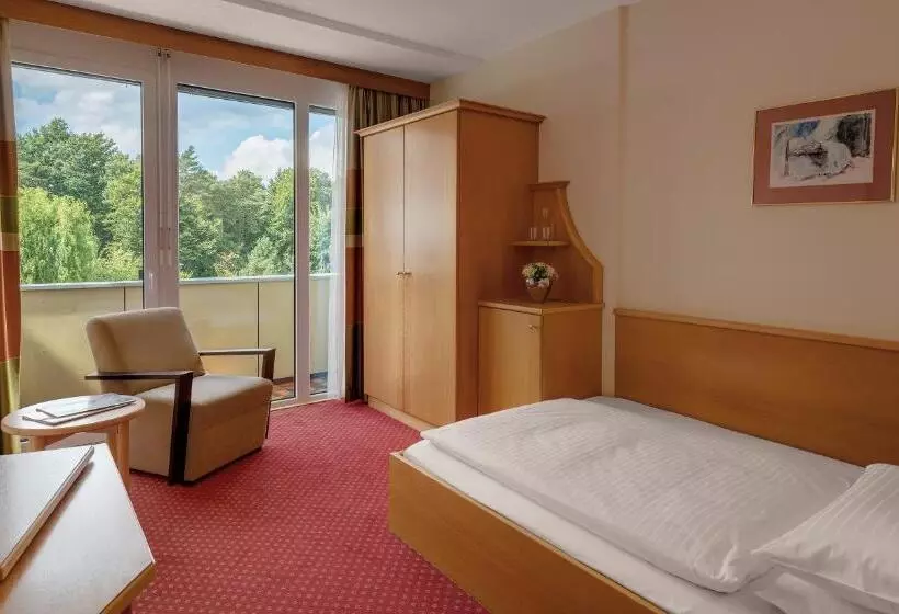 スタンダードシングルルーム, Thermenhotel Stoiser