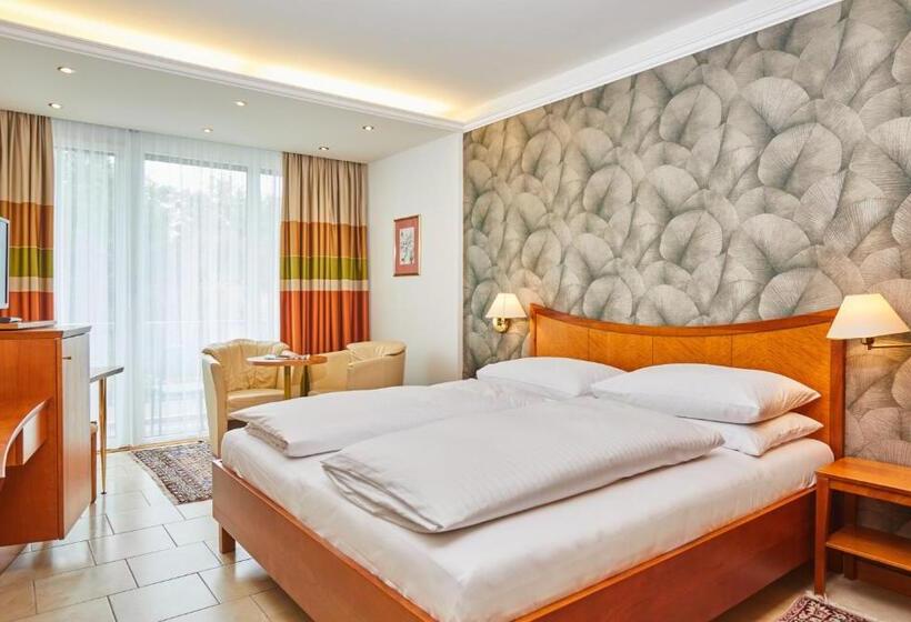 חדר סטנדרט עם מרפסת, Thermenhotel Stoiser