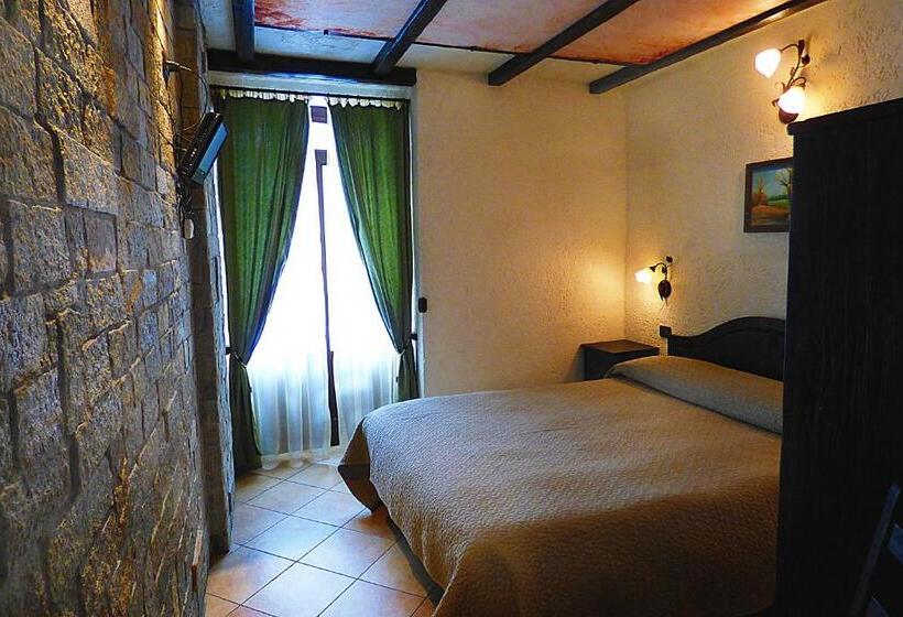 חדר בסיסי, Chalet Sul Lago Hotel In Montagna