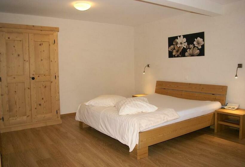 Standard 3 Pers. Værelse, Bad Schwarzsee