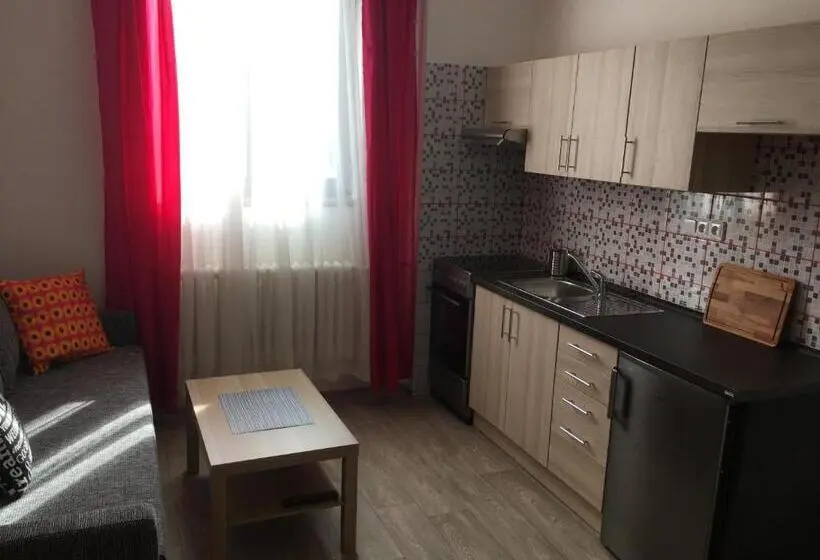 スタンダードスタジオ, Penzion Janovice