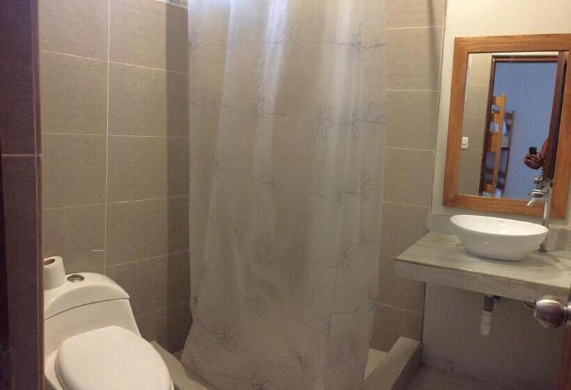 家庭间, Origenes Spa & Lodging