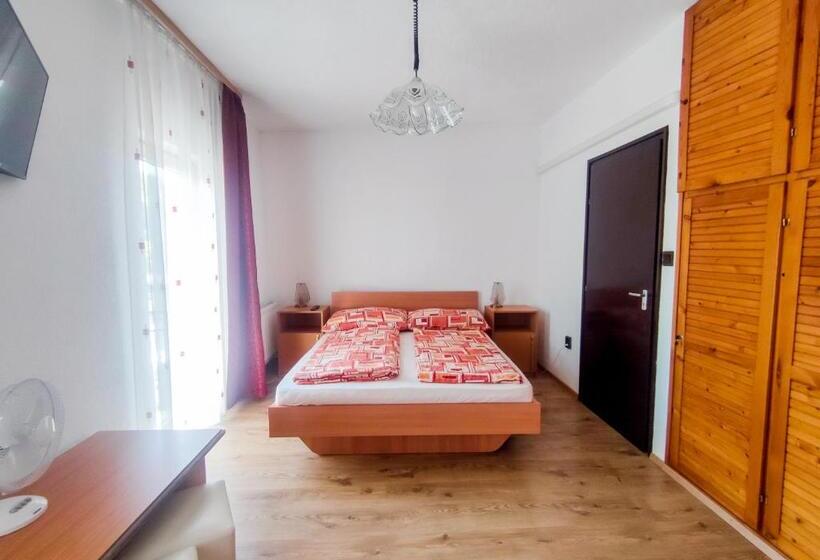 Номер Стандарт с Балконом, Viktória Panzió Zamárdi