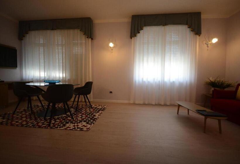 Люкс Повышенной Комфортности, Les 7 Suites Erica