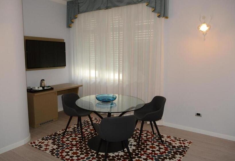 デラックススイート, Les 7 Suites Erica