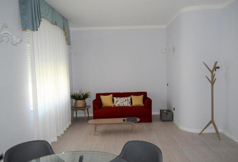 デラックススイート, Les 7 Suites Erica