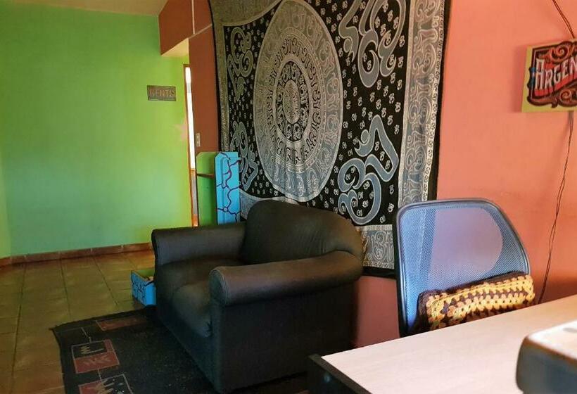 חדר סטנדרט חדר אמבטיה משותף, Patagonia Jazz Hostel