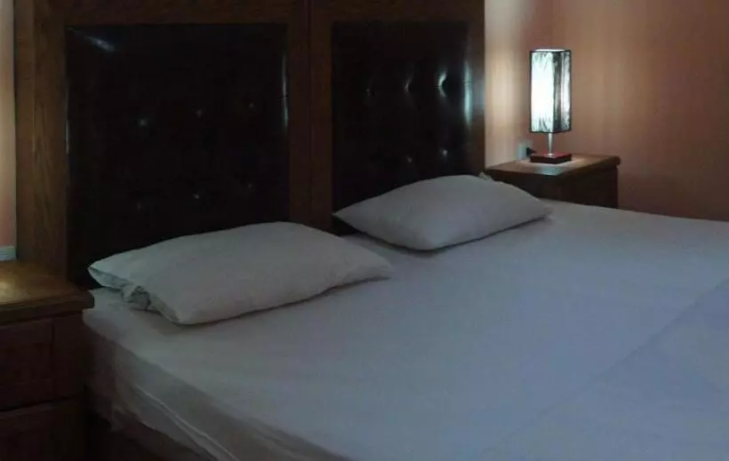 スタンダードルーム, Bristol Hotel Tirana