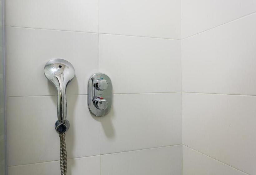 スタンダードルーム, Hostal Sol Y Miel