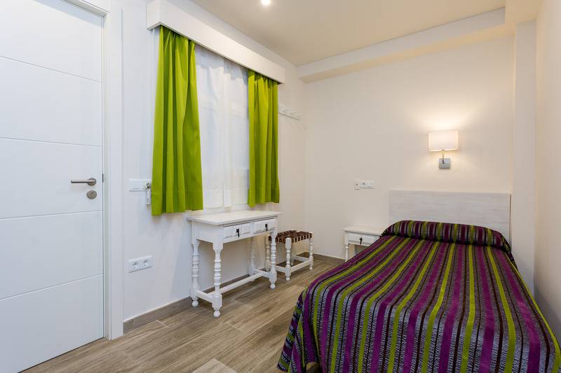 スタンダードシングルルーム, Hostal Sol Y Miel