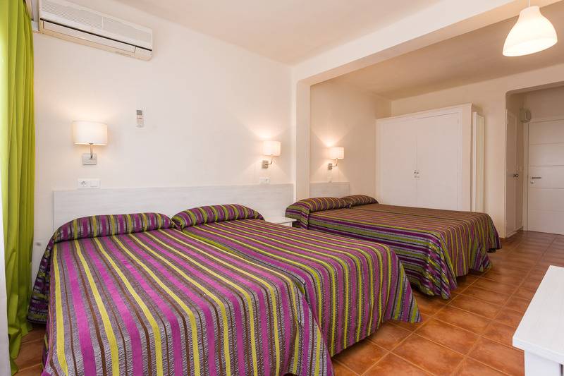 اتاق استاندارد چهار تخته, Hostal Sol Y Miel