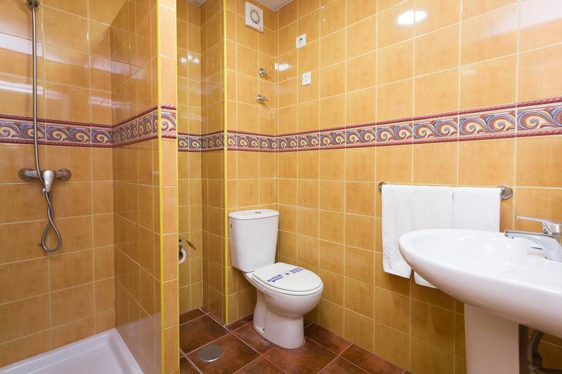 スタンダード４人部屋, Hostal Sol Y Miel