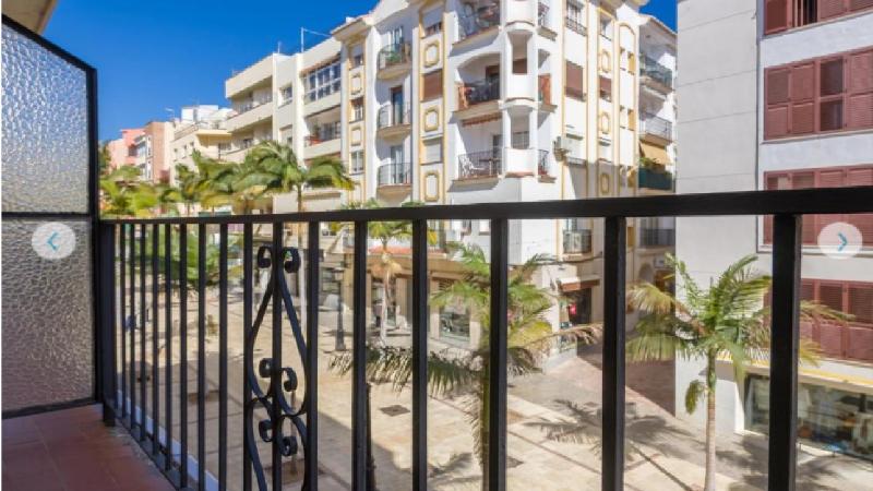 Standard Triple Room with Terrace, Hostal Sol Y Miel