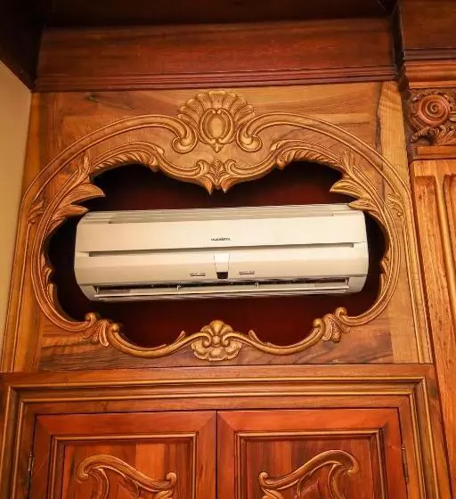 デラックスファミリールーム, Brilant Antik