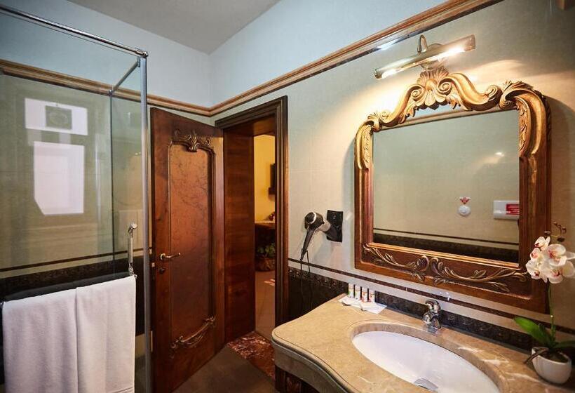 豪华房间, Brilant Antik