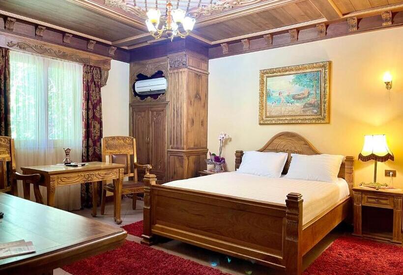 豪华家庭房间, Brilant Antik