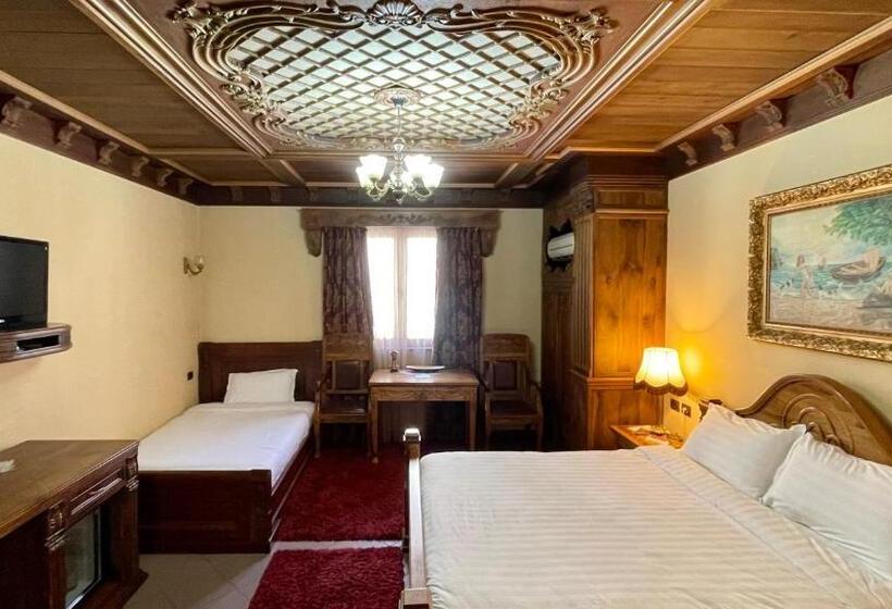 豪华家庭房间, Brilant Antik