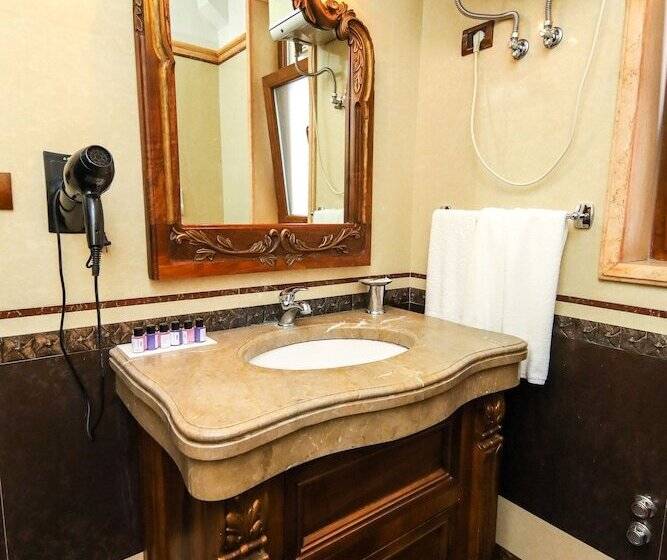 标准间, Brilant Antik