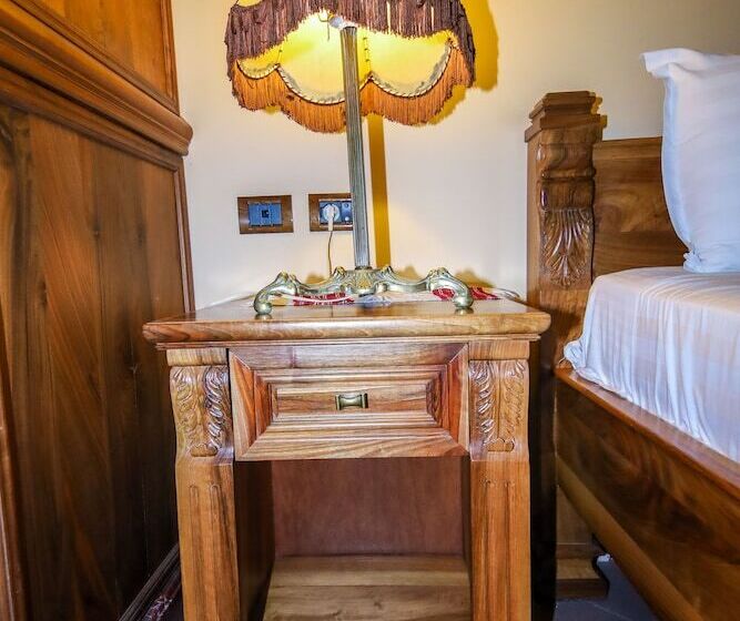 豪华房间, Brilant Antik